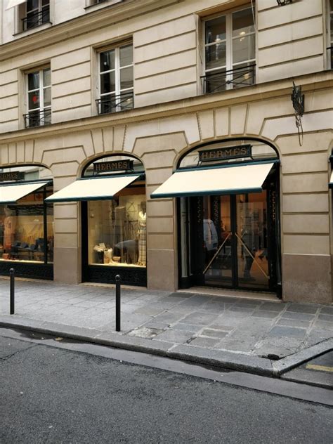 Hermes Parfums CNP Paris (adresse, horaires) 